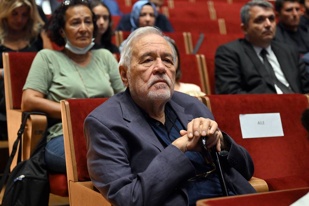 Usta sanatçı Kenan Işık'a son görev... "Yokluğu bizler için büyük bir kayıp" 9